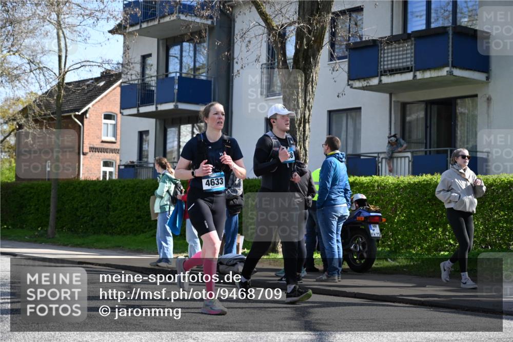 12.04.2026 - 45. Internationalen Wilhelmsburger Insellauf J. Mangold http://msf.ph/oto/9468709 12.04.2026 11:11:13 Ziel 2320, 5616, 2548, 2673, 2326, 4633, 2867, 3658, 2868, 3758, 3758, 4252, 4744, 4430, 2644, 3112, 2725, 2770, 3029, 3028, 3751 meine-sportfotos.de