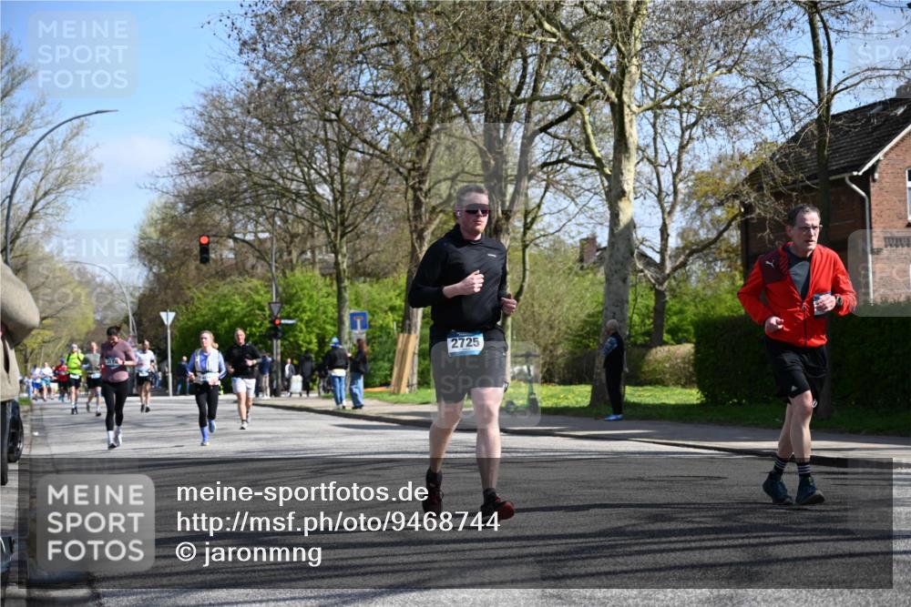 12.04.2026 - 45. Internationalen Wilhelmsburger Insellauf J. Mangold http://msf.ph/oto/9468744 12.04.2026 11:11:29 Ziel 2867, 3658, 2868, 3758, 4252, 4744, 4430, 2644, 3112, 2725, 2770, 3029, 3028, 3751, 4920, 3046, 2817, 2916 meine-sportfotos.de