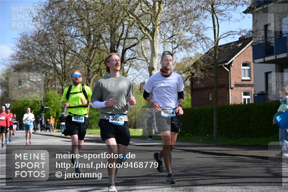 12.04.2026 - 45. Internationalen Wilhelmsburger Insellauf J. Mangold http://msf.ph/oto/9468779 12.04.2026 11:11:44 Ziel 4430, 2644, 3112, 2725, 2770, 3029, 3028, 3751, 4920, 3046, 2817, 2916, 4971, 2489, 3844, 5741, 2668, 2816, 2918, 3589, 2135 meine-sportfotos.de
