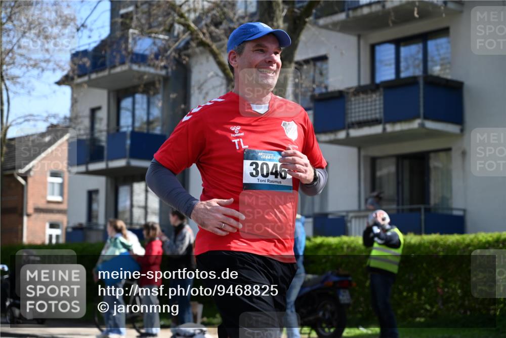 12.04.2026 - 45. Internationalen Wilhelmsburger Insellauf J. Mangold http://msf.ph/oto/9468825 12.04.2026 11:11:53 Ziel 3029, 3028, 3751, 4920, 3046, 2817, 2916, 4971, 2489, 3844, 5741, 2668, 2816, 2918, 3589, 3589, 2135 meine-sportfotos.de