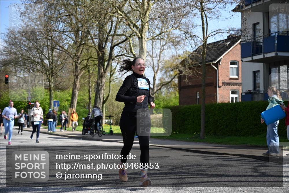 12.04.2026 - 45. Internationalen Wilhelmsburger Insellauf J. Mangold http://msf.ph/oto/9468853 12.04.2026 11:12:02 Ziel 3751, 4920, 3046, 2817, 2916, 4971, 2489, 3844, 5741, 2668, 2816, 2918, 3589, 2135, 2435, 3517, 2739, 3003, 2753 meine-sportfotos.de