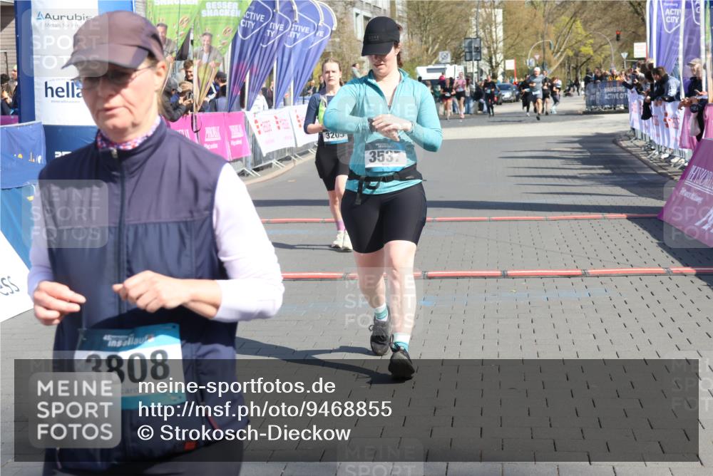 12.04.2026 - 45. Internationalen Wilhelmsburger Insellauf Strokosch-Dieckow http://msf.ph/oto/9468855 12.04.2026 11:21:56 Ziel 3537, 3205 meine-sportfotos.de