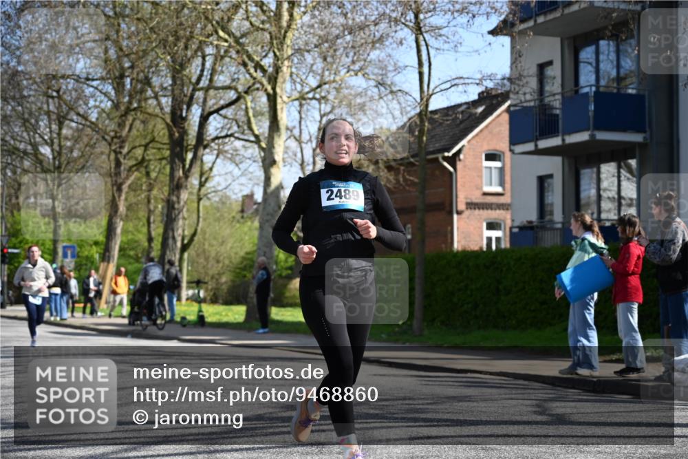 12.04.2026 - 45. Internationalen Wilhelmsburger Insellauf J. Mangold http://msf.ph/oto/9468860 12.04.2026 11:12:03 Ziel 4920, 3046, 2817, 2916, 4971, 2489, 3844, 5741, 2668, 2816, 2816, 2918, 3589, 2135, 2435, 3517, 2739, 3003, 2753 meine-sportfotos.de