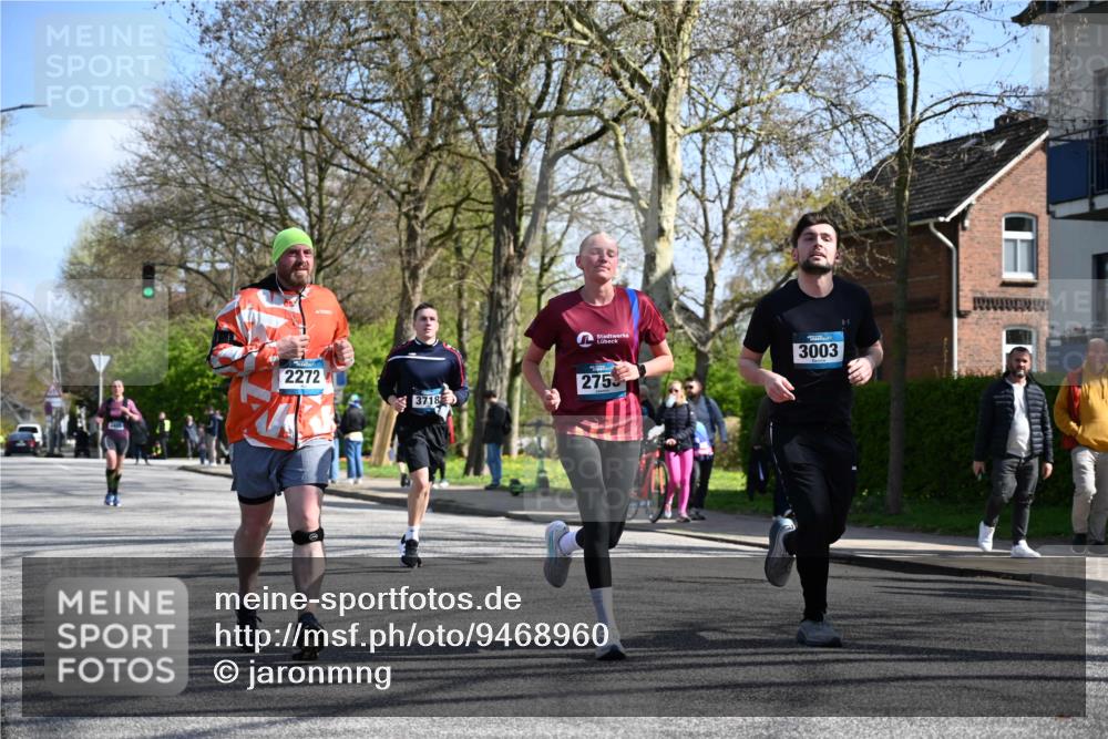 12.04.2026 - 45. Internationalen Wilhelmsburger Insellauf J. Mangold http://msf.ph/oto/9468960 12.04.2026 11:12:32 Ziel 2135, 2435, 3517, 2739, 3003, 2753, 2272, 3718, 3405, 3714, 3703 meine-sportfotos.de