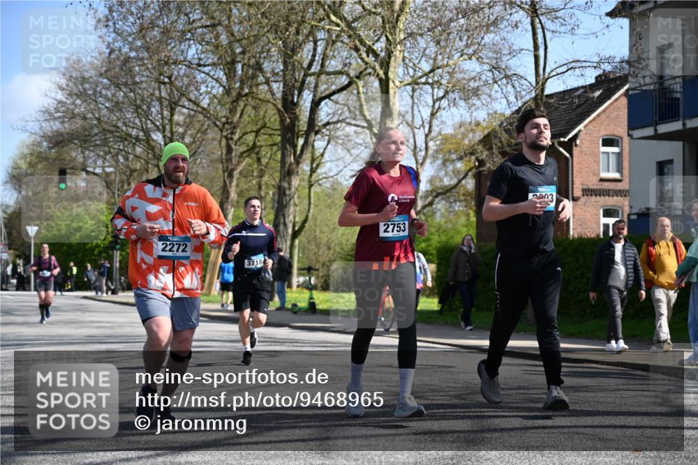 12.04.2026 - 45. Internationalen Wilhelmsburger Insellauf J. Mangold http://msf.ph/oto/9468965 12.04.2026 11:12:32 Ziel 2135, 2435, 3517, 2739, 3003, 2753, 2272, 3718, 3405, 3714, 3703 meine-sportfotos.de