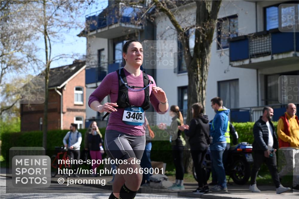 12.04.2026 - 45. Internationalen Wilhelmsburger Insellauf J. Mangold http://msf.ph/oto/9469001 12.04.2026 11:12:40 Ziel 2435, 3517, 2739, 3003, 2753, 2272, 3718, 3405, 3714, 3703, 3092, 3155 meine-sportfotos.de