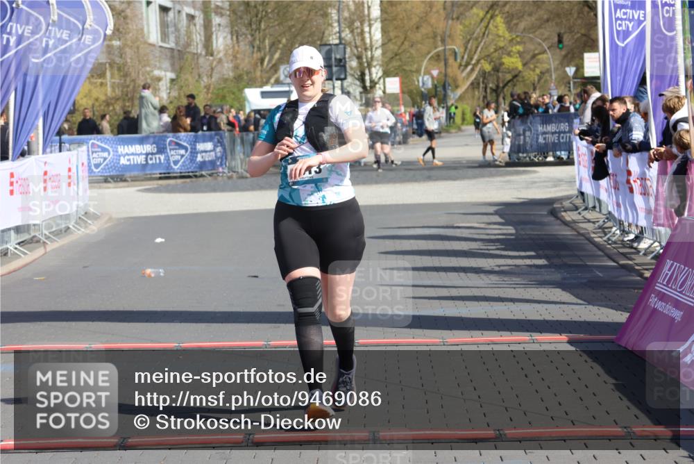 12.04.2026 - 45. Internationalen Wilhelmsburger Insellauf Strokosch-Dieckow http://msf.ph/oto/9469086 12.04.2026 11:22:19 Ziel 2146, 4813 meine-sportfotos.de