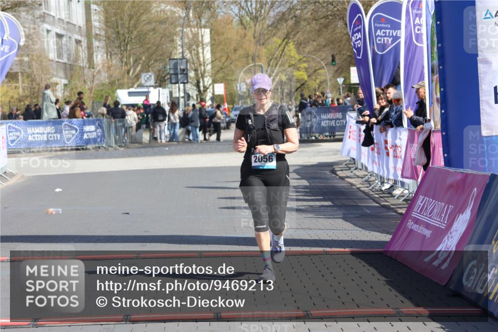 12.04.2026 - 45. Internationalen Wilhelmsburger Insellauf Strokosch-Dieckow http://msf.ph/oto/9469213 12.04.2026 11:22:59 Ziel 2056 meine-sportfotos.de