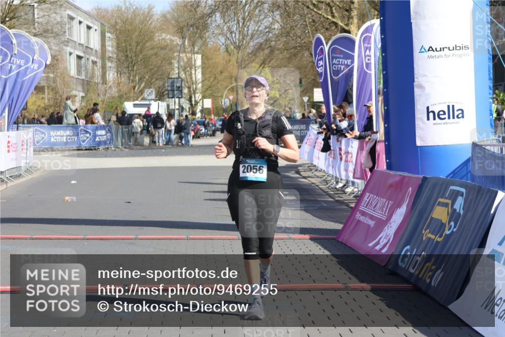 12.04.2026 - 45. Internationalen Wilhelmsburger Insellauf Strokosch-Dieckow http://msf.ph/oto/9469255 12.04.2026 11:23:00 Ziel 2056 meine-sportfotos.de