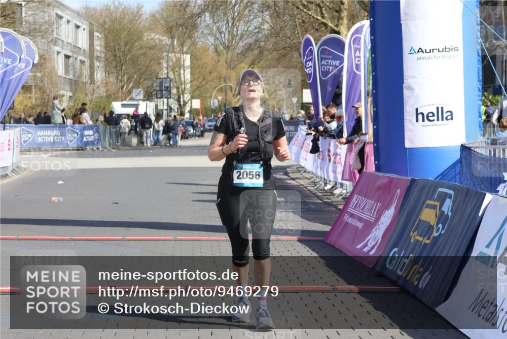 12.04.2026 - 45. Internationalen Wilhelmsburger Insellauf Strokosch-Dieckow http://msf.ph/oto/9469279 12.04.2026 11:23:00 Ziel 2056 meine-sportfotos.de