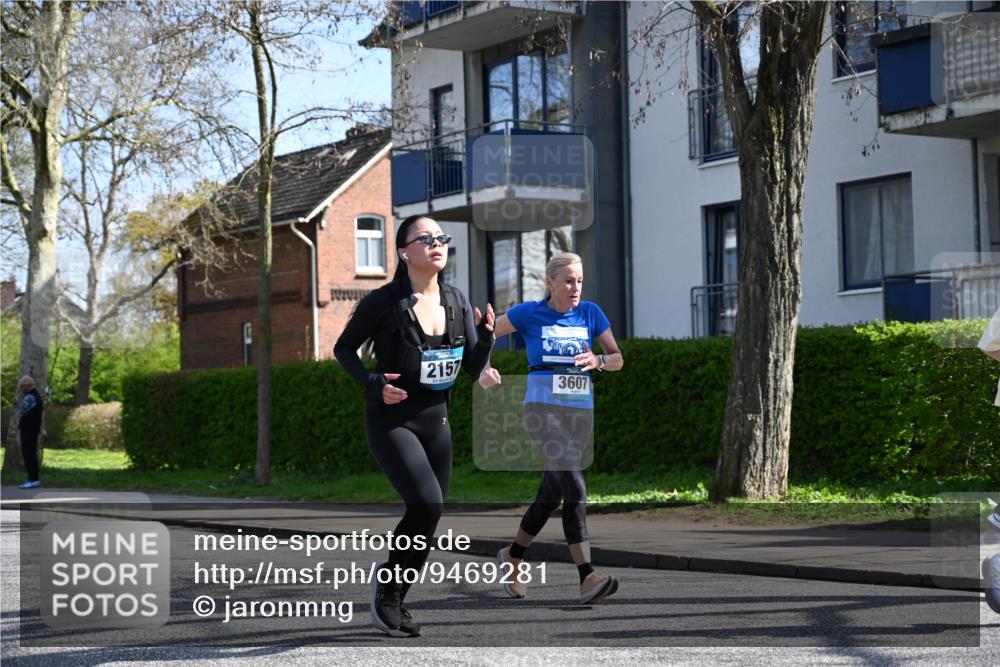 12.04.2026 - 45. Internationalen Wilhelmsburger Insellauf J. Mangold http://msf.ph/oto/9469281 12.04.2026 11:15:02 Ziel 3508, 2165, 2510, 3681, 2157, 2993, 2137, 3607, 3607, 2561 meine-sportfotos.de