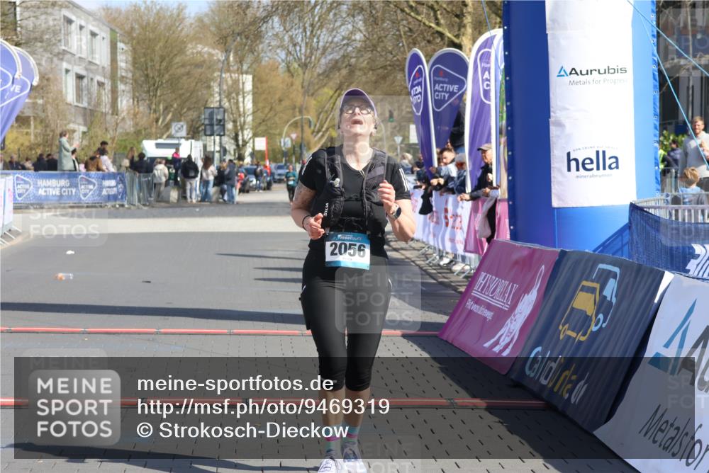 12.04.2026 - 45. Internationalen Wilhelmsburger Insellauf Strokosch-Dieckow http://msf.ph/oto/9469319 12.04.2026 11:23:01 Ziel 2056 meine-sportfotos.de