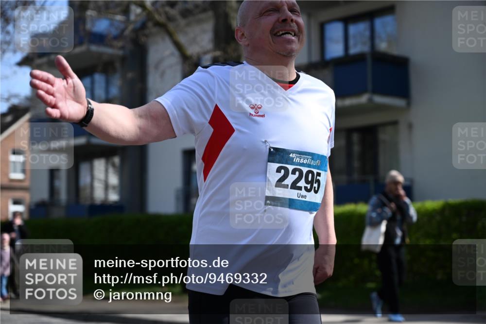 12.04.2026 - 45. Internationalen Wilhelmsburger Insellauf J. Mangold http://msf.ph/oto/9469332 12.04.2026 11:15:38 Ziel 2561, 2343, 2295, 2467, 2468, 2296 meine-sportfotos.de