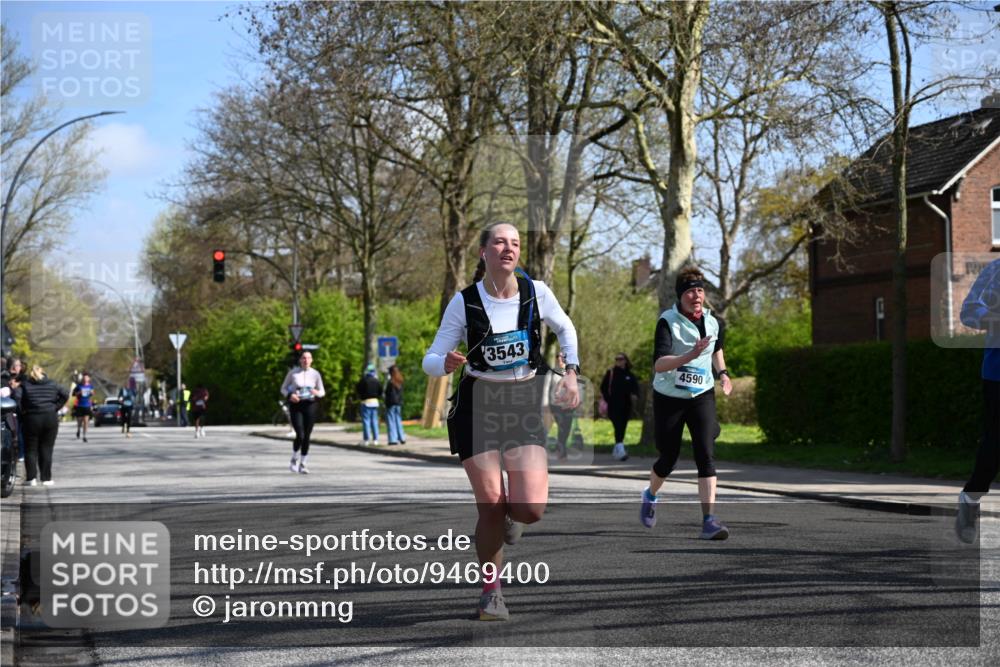 12.04.2026 - 45. Internationalen Wilhelmsburger Insellauf J. Mangold http://msf.ph/oto/9469400 12.04.2026 11:16:31 Ziel 4497, 3543, 2329, 5756, 3891, 4590, 4590, 2828, 2823, 3622, 3080 meine-sportfotos.de