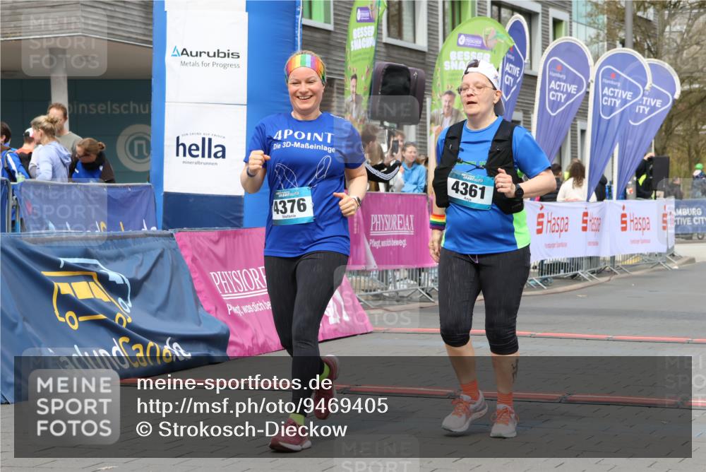 12.04.2026 - 45. Internationalen Wilhelmsburger Insellauf Strokosch-Dieckow http://msf.ph/oto/9469405 12.04.2026 13:40:16 Ziel 4376, 4361 meine-sportfotos.de