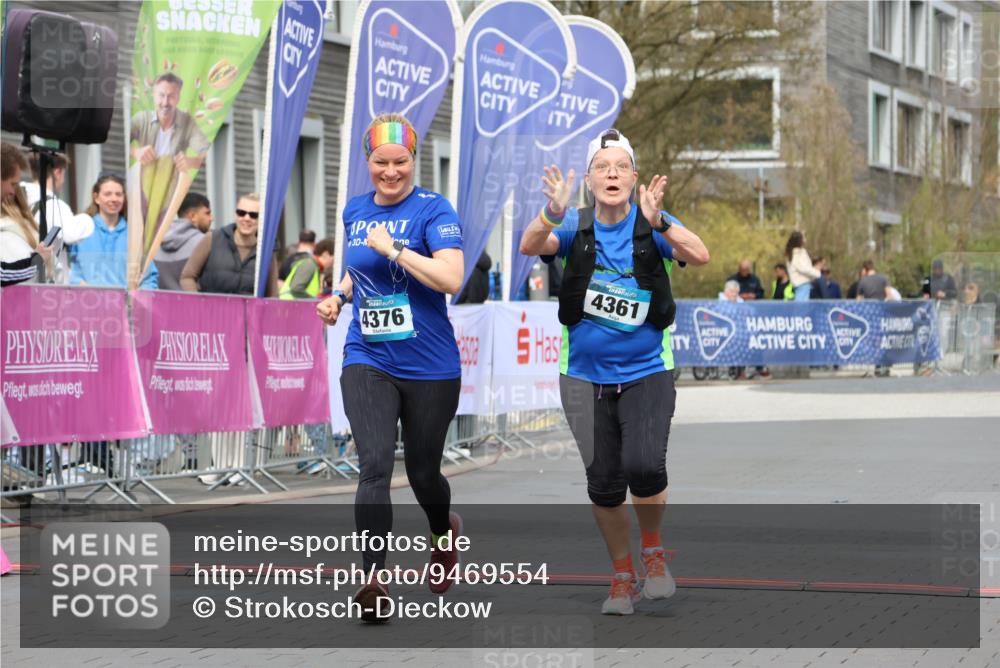 12.04.2026 - 45. Internationalen Wilhelmsburger Insellauf Strokosch-Dieckow http://msf.ph/oto/9469554 12.04.2026 13:40:14 Ziel 4376, 4361 meine-sportfotos.de