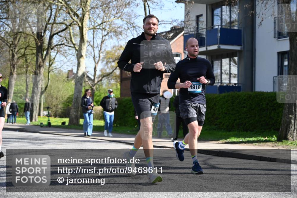 12.04.2026 - 45. Internationalen Wilhelmsburger Insellauf J. Mangold http://msf.ph/oto/9469611 12.04.2026 11:18:00 Ziel 2807, 4191, 4786, 3435, 2240, 5700, 4902, 4918, 2806, 4582, 4586, 2385 meine-sportfotos.de