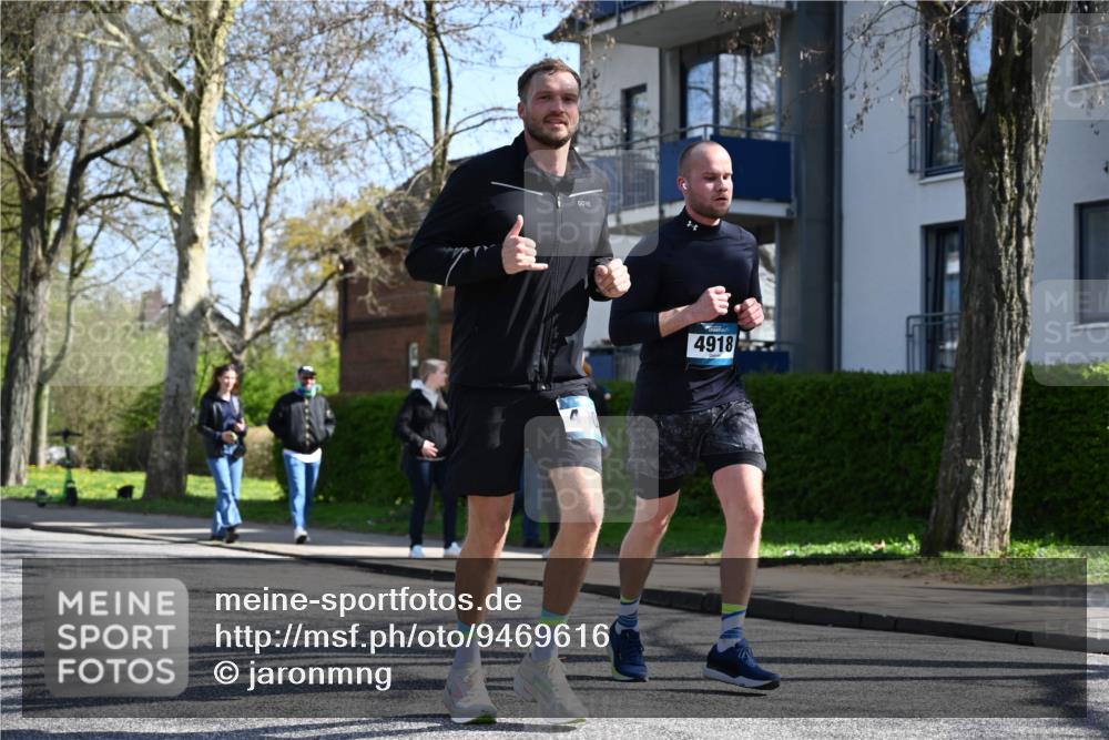 12.04.2026 - 45. Internationalen Wilhelmsburger Insellauf J. Mangold http://msf.ph/oto/9469616 12.04.2026 11:18:00 Ziel 2807, 4191, 4786, 3435, 2240, 5700, 4902, 4918, 2806, 4582, 4586, 2385 meine-sportfotos.de