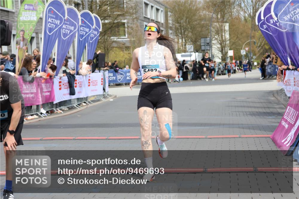 12.04.2026 - 45. Internationalen Wilhelmsburger Insellauf Strokosch-Dieckow http://msf.ph/oto/9469693 12.04.2026 12:50:36 Ziel 5280, 5483 meine-sportfotos.de