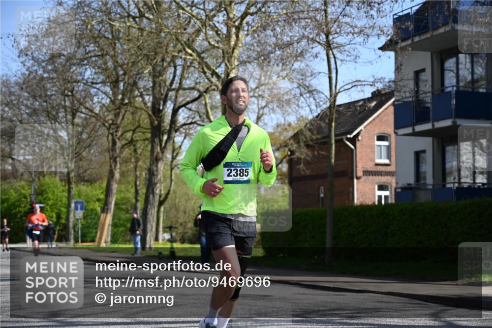 12.04.2026 - 45. Internationalen Wilhelmsburger Insellauf J. Mangold http://msf.ph/oto/9469696 12.04.2026 11:18:21 Ziel 2806, 4582, 4586, 2385, 3633, 3096, 3421, 2322, 4148, 4147, 3104, 4151 meine-sportfotos.de