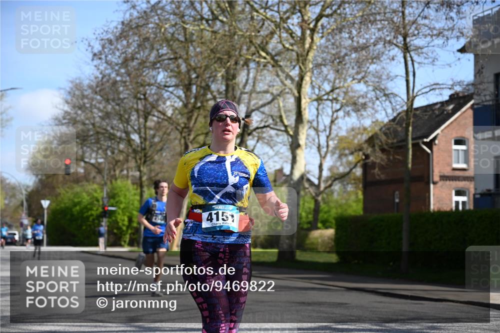 12.04.2026 - 45. Internationalen Wilhelmsburger Insellauf J. Mangold http://msf.ph/oto/9469822 12.04.2026 11:18:42 Ziel 2385, 3633, 3096, 3421, 2322, 4148, 4147, 3104, 4151, 2960, 2471 meine-sportfotos.de