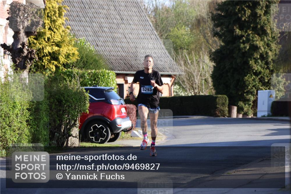 12.04.2026 - 45. Internationalen Wilhelmsburger Insellauf Yannick Fuchs http://msf.ph/oto/9469827 12.04.2026 08:53:47 Laufen 4, 5293 meine-sportfotos.de