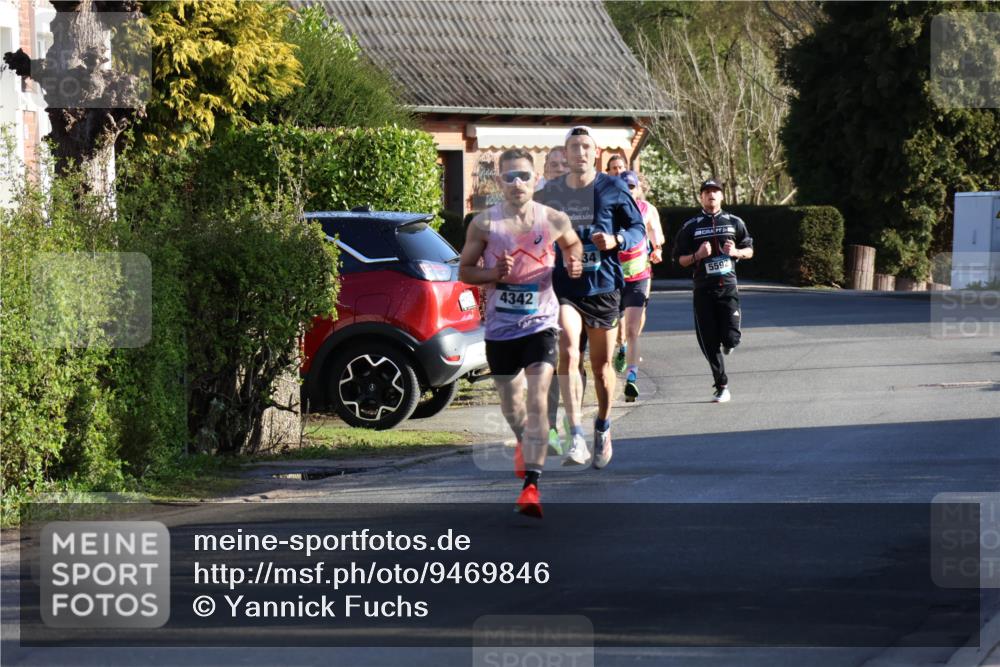 12.04.2026 - 45. Internationalen Wilhelmsburger Insellauf Yannick Fuchs http://msf.ph/oto/9469846 12.04.2026 08:53:57 Laufen 4342, 34, 5592 meine-sportfotos.de