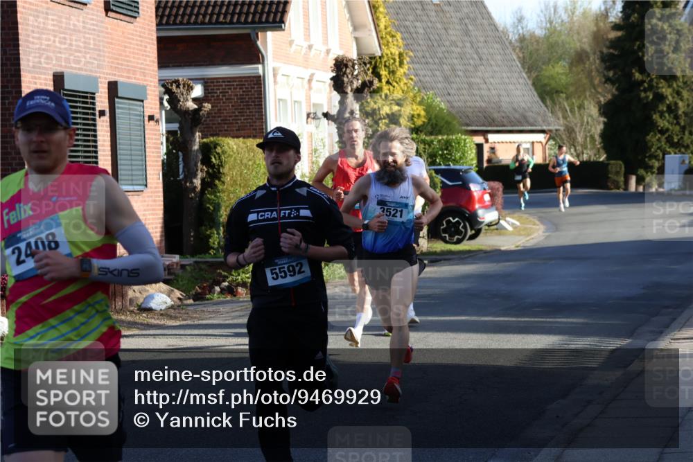 12.04.2026 - 45. Internationalen Wilhelmsburger Insellauf Yannick Fuchs http://msf.ph/oto/9469929 12.04.2026 08:54:06 Laufen 2408, 5592, 3521 meine-sportfotos.de