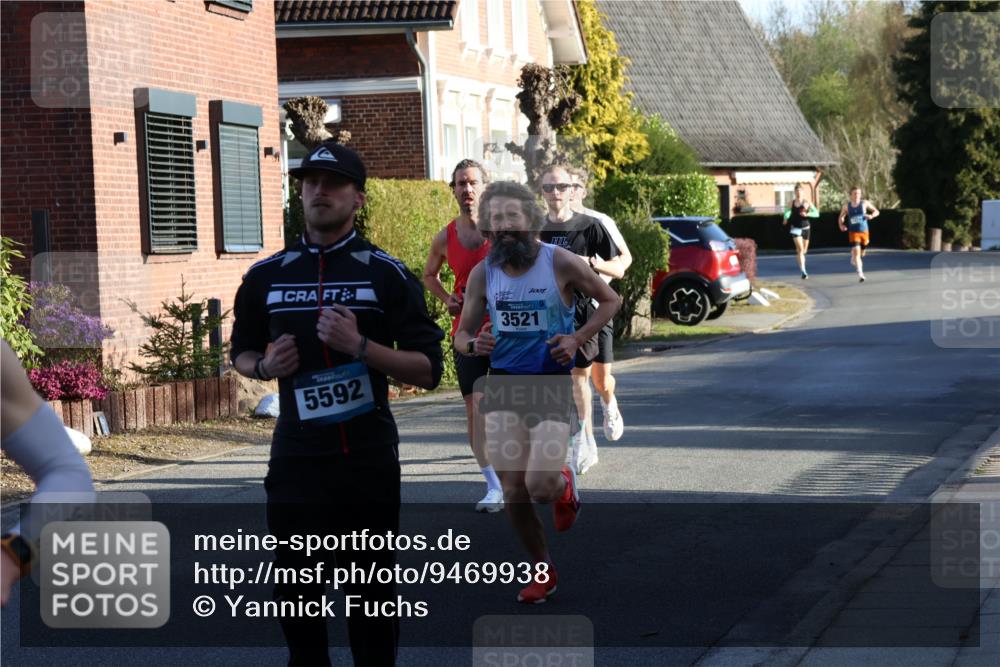 12.04.2026 - 45. Internationalen Wilhelmsburger Insellauf Yannick Fuchs http://msf.ph/oto/9469938 12.04.2026 08:54:06 Laufen 7001, 3521, 5592 meine-sportfotos.de