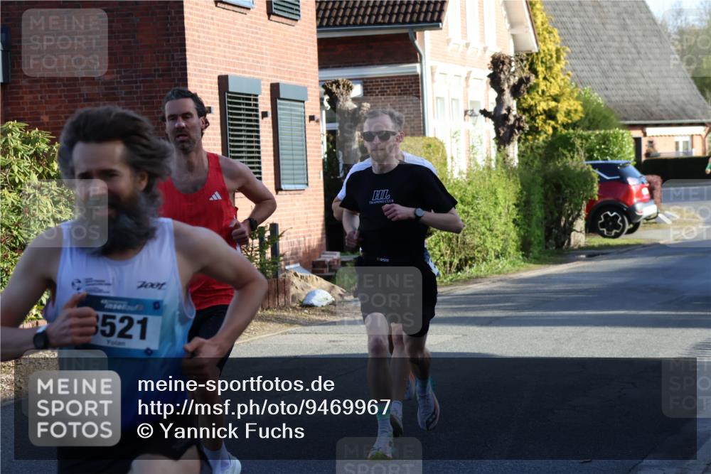 12.04.2026 - 45. Internationalen Wilhelmsburger Insellauf Yannick Fuchs http://msf.ph/oto/9469967 12.04.2026 08:54:08 Laufen 7001, 8521, 5, 00 meine-sportfotos.de