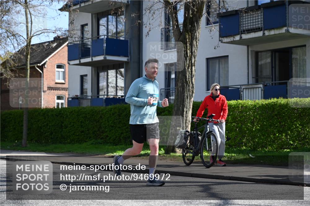 12.04.2026 - 45. Internationalen Wilhelmsburger Insellauf J. Mangold http://msf.ph/oto/9469972 12.04.2026 11:19:11 Ziel 2960, 2471, 2226, 5571, 5035, 5035, 4520, 3124, 3123, 2581, 2788, 4614 meine-sportfotos.de