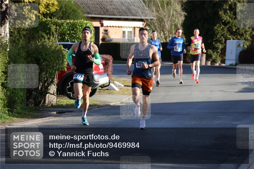 12.04.2026 - 45. Internationalen Wilhelmsburger Insellauf Yannick Fuchs http://msf.ph/oto/9469984 12.04.2026 08:54:13 Laufen 4077, 52, 2983, 2409 meine-sportfotos.de