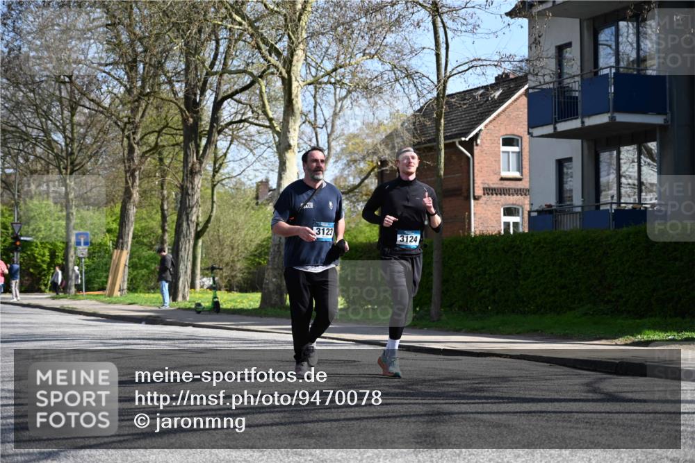 12.04.2026 - 45. Internationalen Wilhelmsburger Insellauf J. Mangold http://msf.ph/oto/9470078 12.04.2026 11:19:24 Ziel 2471, 2226, 5571, 5035, 4520, 3124, 3123, 2581, 2581, 2788, 4614, 2318, 4058, 3707, 4446, 4165 meine-sportfotos.de