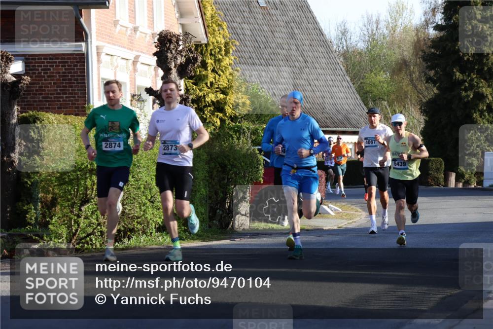 12.04.2026 - 45. Internationalen Wilhelmsburger Insellauf Yannick Fuchs http://msf.ph/oto/9470104 12.04.2026 08:54:25 Laufen 2874, 4067, 2873, 5439 meine-sportfotos.de