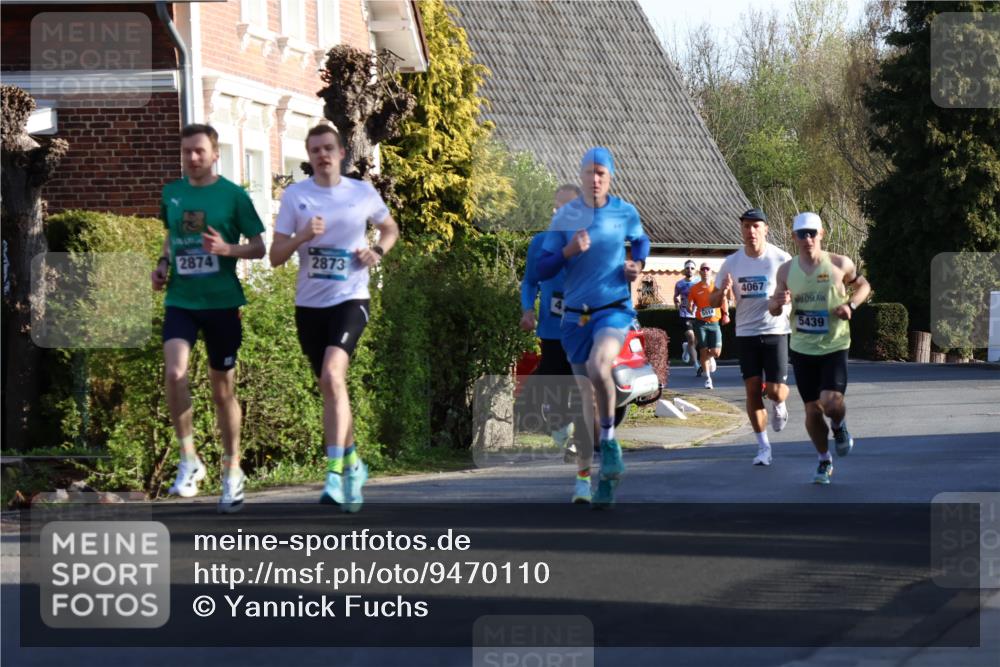 12.04.2026 - 45. Internationalen Wilhelmsburger Insellauf Yannick Fuchs http://msf.ph/oto/9470110 12.04.2026 08:54:25 Laufen 2874, 2873, 4067, 5439 meine-sportfotos.de