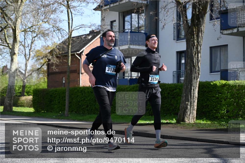 12.04.2026 - 45. Internationalen Wilhelmsburger Insellauf J. Mangold http://msf.ph/oto/9470114 12.04.2026 11:19:25 Ziel 2226, 5571, 5035, 4520, 3124, 3123, 2581, 2788, 4614, 2318, 4058, 3707, 4446, 4165 meine-sportfotos.de