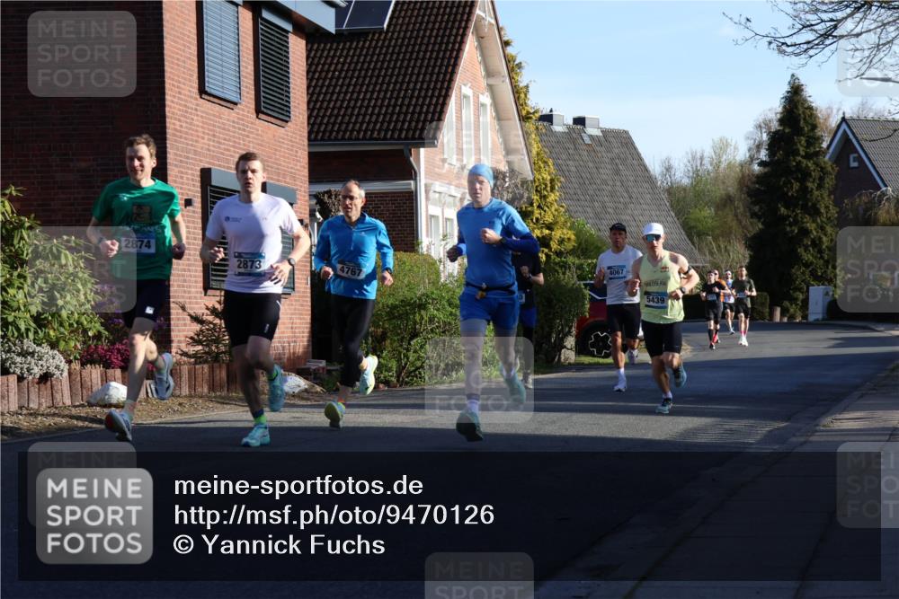 12.04.2026 - 45. Internationalen Wilhelmsburger Insellauf Yannick Fuchs http://msf.ph/oto/9470126 12.04.2026 08:54:27 Laufen 2874, 4067, 2873, 4767, 5439 meine-sportfotos.de