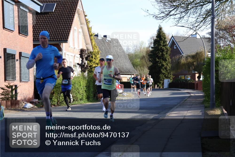 12.04.2026 - 45. Internationalen Wilhelmsburger Insellauf Yannick Fuchs http://msf.ph/oto/9470137 12.04.2026 08:54:28 Laufen 2760, 5439 meine-sportfotos.de