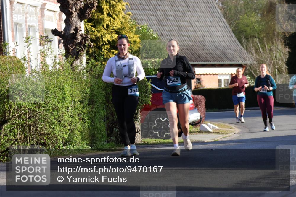 12.04.2026 - 45. Internationalen Wilhelmsburger Insellauf Yannick Fuchs http://msf.ph/oto/9470167 12.04.2026 09:05:14 Laufen 354, 3545, 148 meine-sportfotos.de
