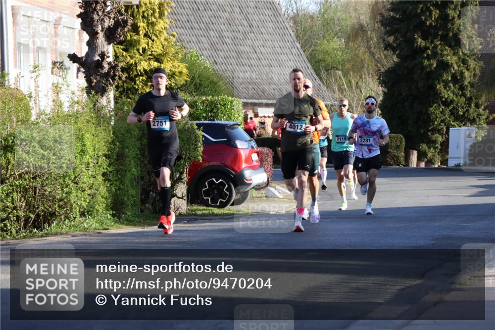 12.04.2026 - 45. Internationalen Wilhelmsburger Insellauf Yannick Fuchs http://msf.ph/oto/9470204 12.04.2026 08:54:33 Laufen 2751, 4012, 2119, 2281 meine-sportfotos.de