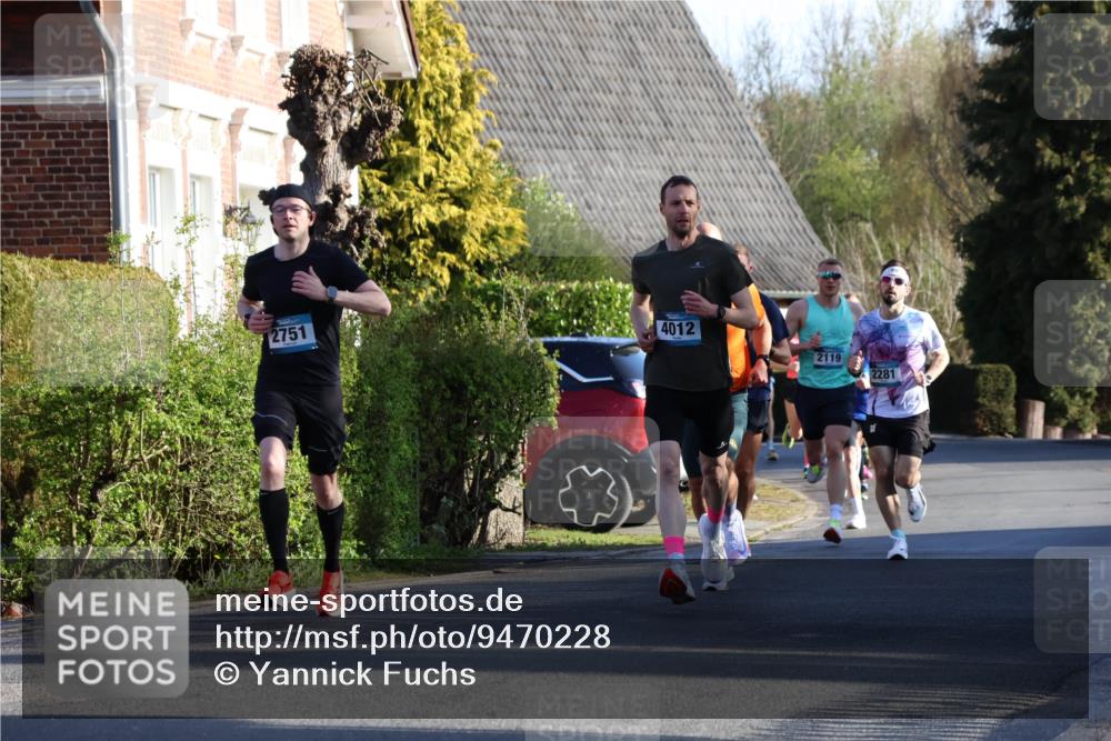 12.04.2026 - 45. Internationalen Wilhelmsburger Insellauf Yannick Fuchs http://msf.ph/oto/9470228 12.04.2026 08:54:34 Laufen 2751, 4012, 2119, 2281 meine-sportfotos.de