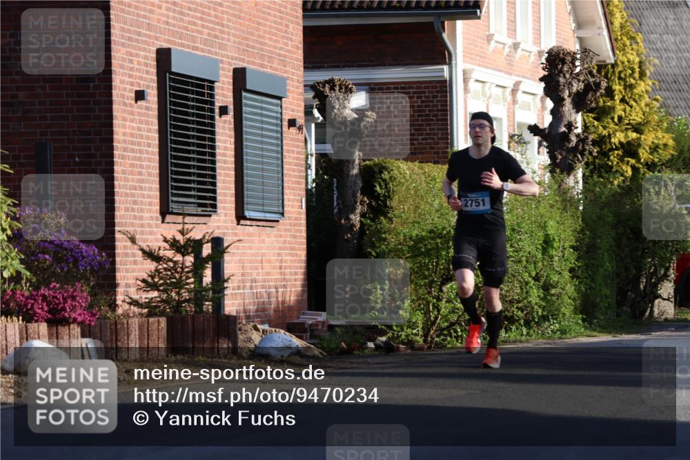 12.04.2026 - 45. Internationalen Wilhelmsburger Insellauf Yannick Fuchs http://msf.ph/oto/9470234 12.04.2026 08:54:34 Laufen 2751 meine-sportfotos.de