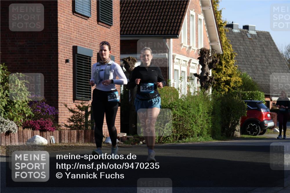 12.04.2026 - 45. Internationalen Wilhelmsburger Insellauf Yannick Fuchs http://msf.ph/oto/9470235 12.04.2026 09:05:19 Laufen 3545, 3544 meine-sportfotos.de