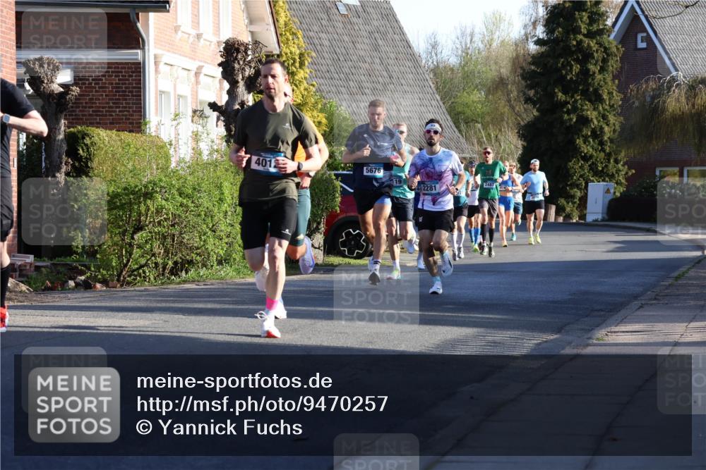 12.04.2026 - 45. Internationalen Wilhelmsburger Insellauf Yannick Fuchs http://msf.ph/oto/9470257 12.04.2026 08:54:36 Laufen 4012, 5676, 2487, 19, 42281 meine-sportfotos.de