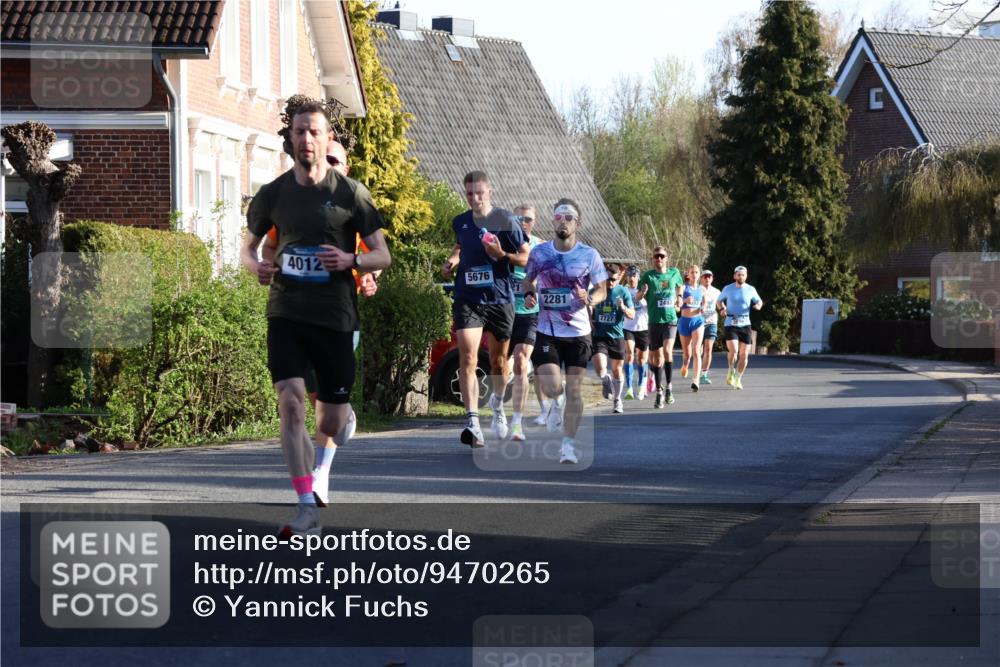 12.04.2026 - 45. Internationalen Wilhelmsburger Insellauf Yannick Fuchs http://msf.ph/oto/9470265 12.04.2026 08:54:36 Laufen 4012, 5676, 2281, 2727, 2487 meine-sportfotos.de