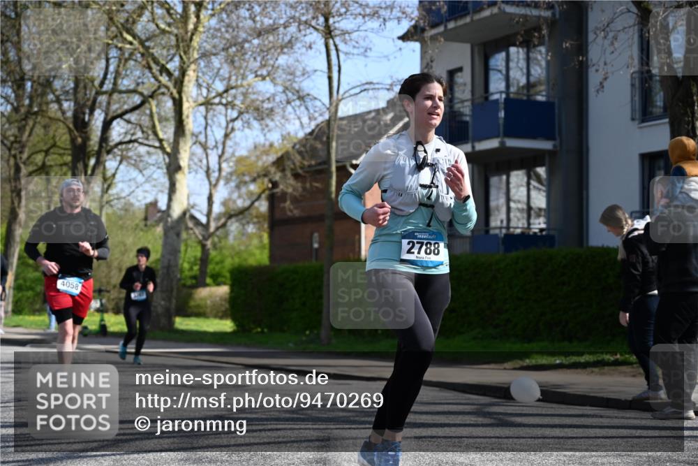 12.04.2026 - 45. Internationalen Wilhelmsburger Insellauf J. Mangold http://msf.ph/oto/9470269 12.04.2026 11:19:46 Ziel 2581, 2788, 4614, 2318, 4058, 3707, 4446, 4165 meine-sportfotos.de