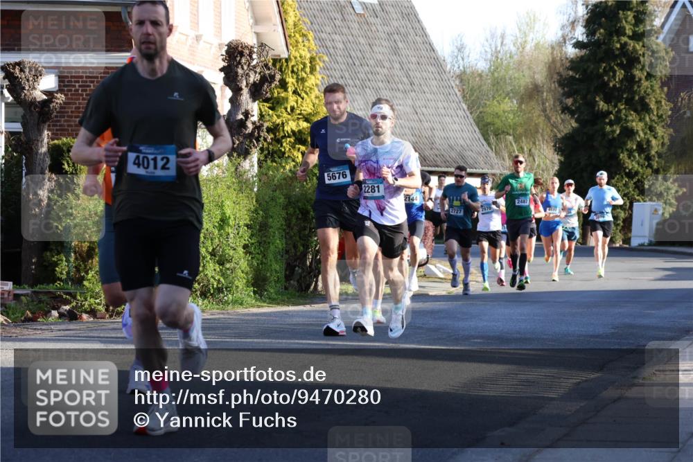 12.04.2026 - 45. Internationalen Wilhelmsburger Insellauf Yannick Fuchs http://msf.ph/oto/9470280 12.04.2026 08:54:37 Laufen 4012, 5676, 2281, 2144, 10, 2487, 2727, 2970, 4512 meine-sportfotos.de
