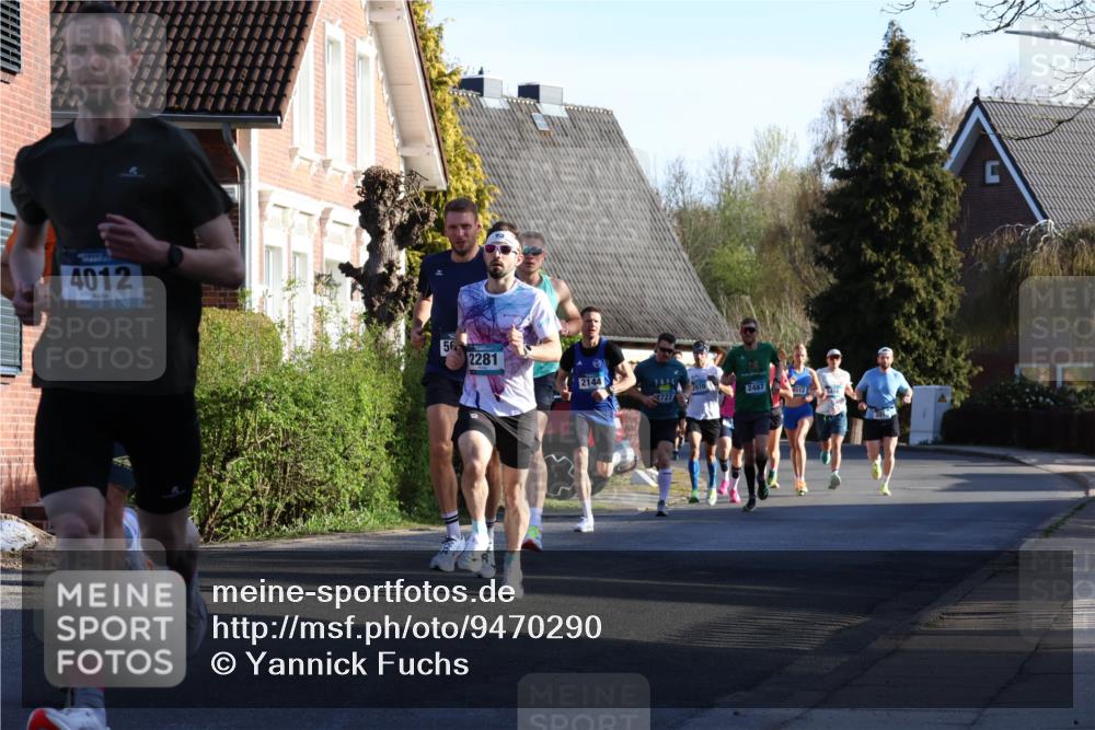 12.04.2026 - 45. Internationalen Wilhelmsburger Insellauf Yannick Fuchs http://msf.ph/oto/9470290 12.04.2026 08:54:37 Laufen 4012, 56, 2281, 2144, 2487, 727, 4512, 5456 meine-sportfotos.de