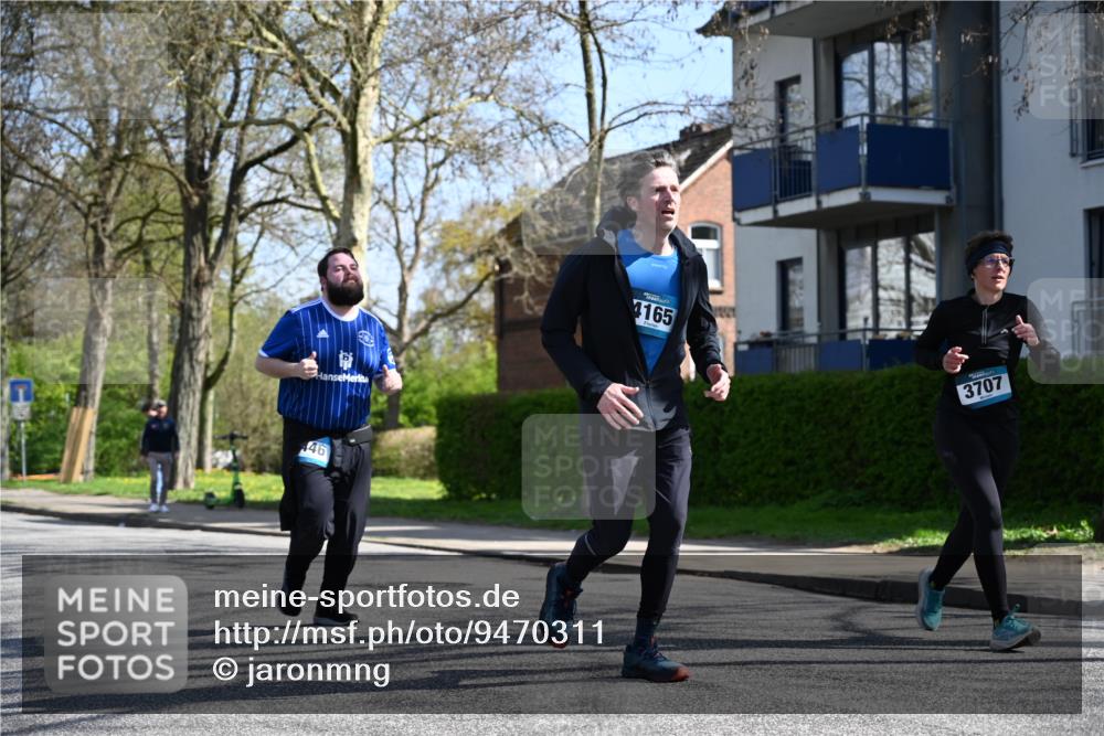 12.04.2026 - 45. Internationalen Wilhelmsburger Insellauf J. Mangold http://msf.ph/oto/9470311 12.04.2026 11:19:51 Ziel 2788, 4614, 2318, 4058, 3707, 4446, 4165 meine-sportfotos.de