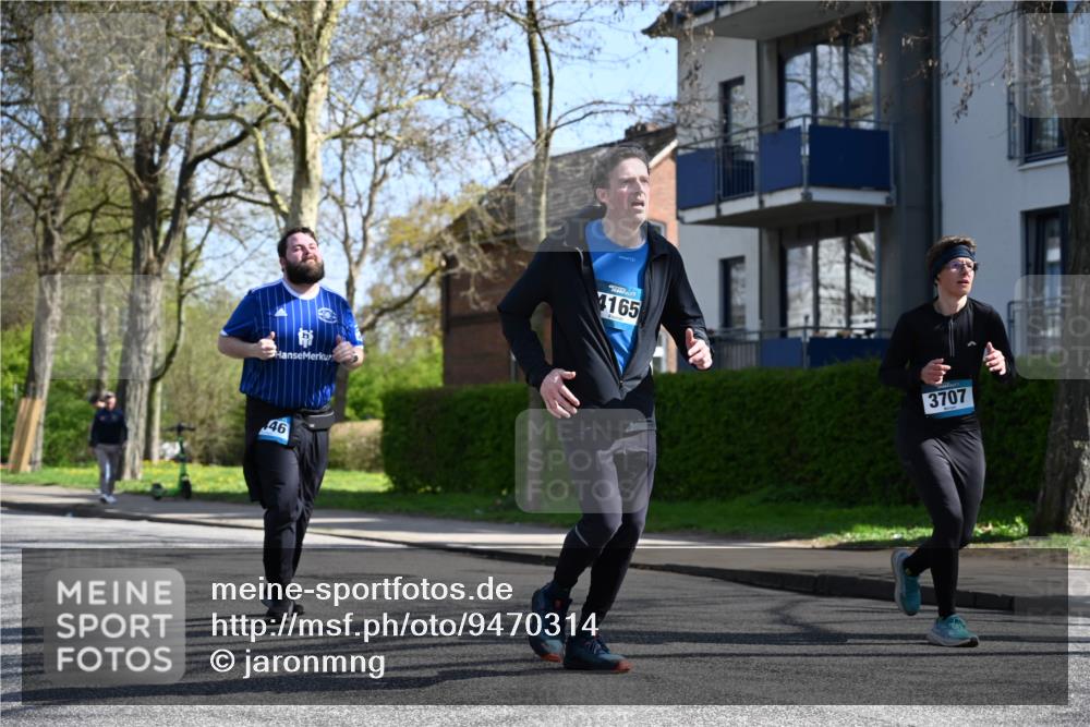 12.04.2026 - 45. Internationalen Wilhelmsburger Insellauf J. Mangold http://msf.ph/oto/9470314 12.04.2026 11:19:51 Ziel 2788, 4614, 2318, 4058, 3707, 4446, 4165 meine-sportfotos.de